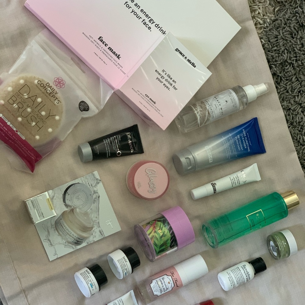 Brand N E W skin care and makeup B U N D L E